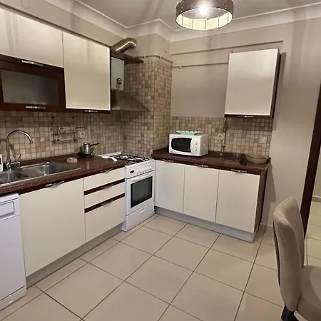 Corner Luxury Apartment