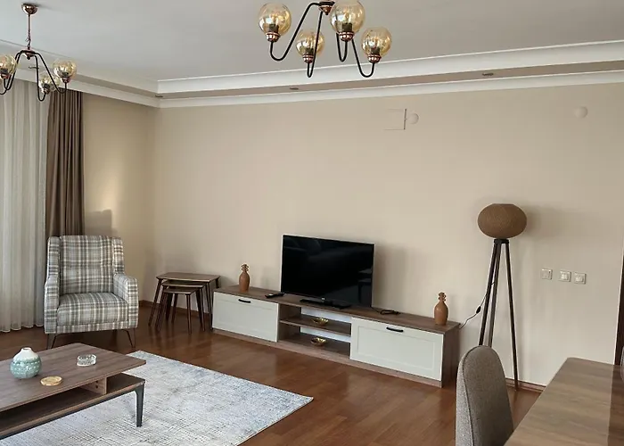 Corner Luxury Apartment