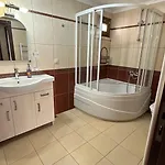 Corner Luxury *